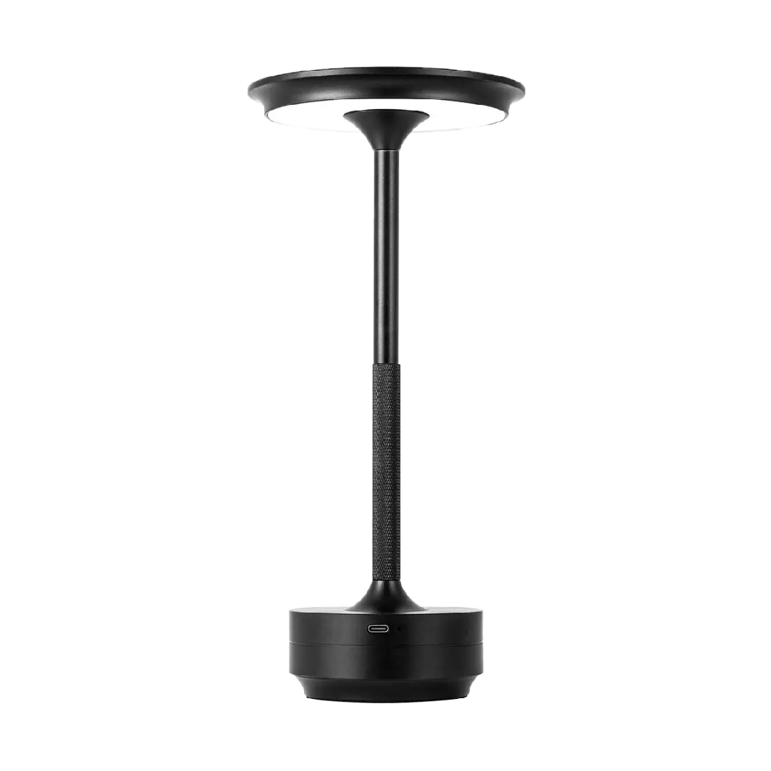 Punjiva stona lampa